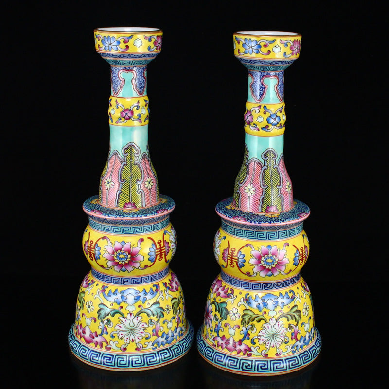 A Pair Chinese Gilt Edges Famille Rose Porcelain Candlesticks