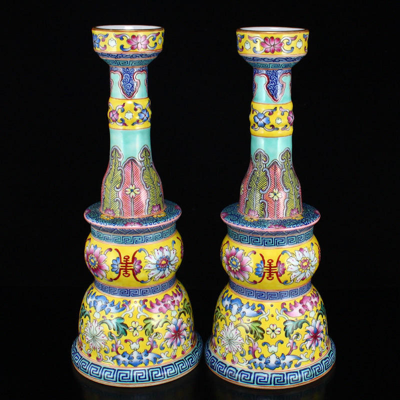 A Pair Chinese Gilt Edges Famille Rose Porcelain Candlesticks