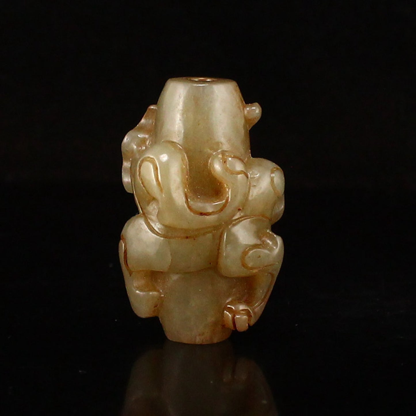 Vintage Chinese Hetian Jade Chi Dragon Lucky Pendant