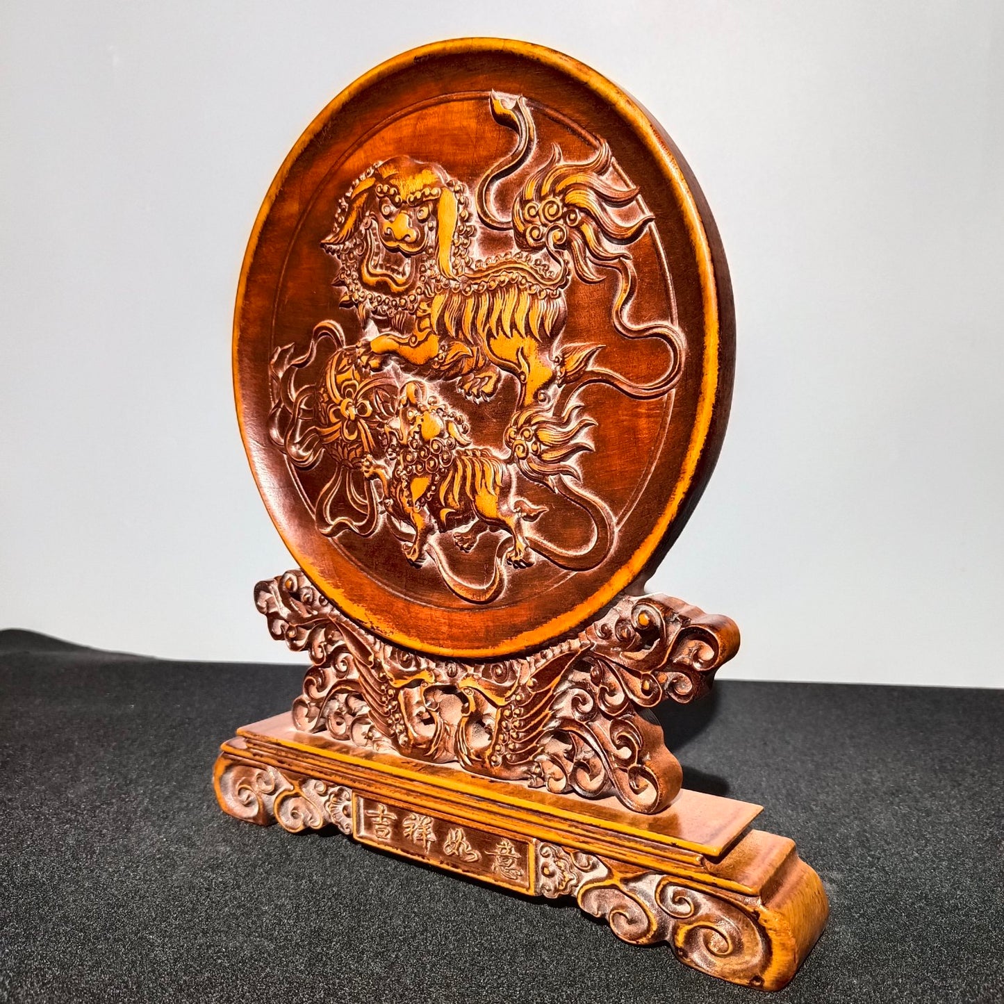 Chinese Boxwood Wood Lucky Lions Screen