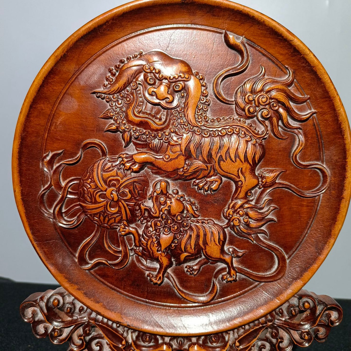 Chinese Boxwood Wood Lucky Lions Screen