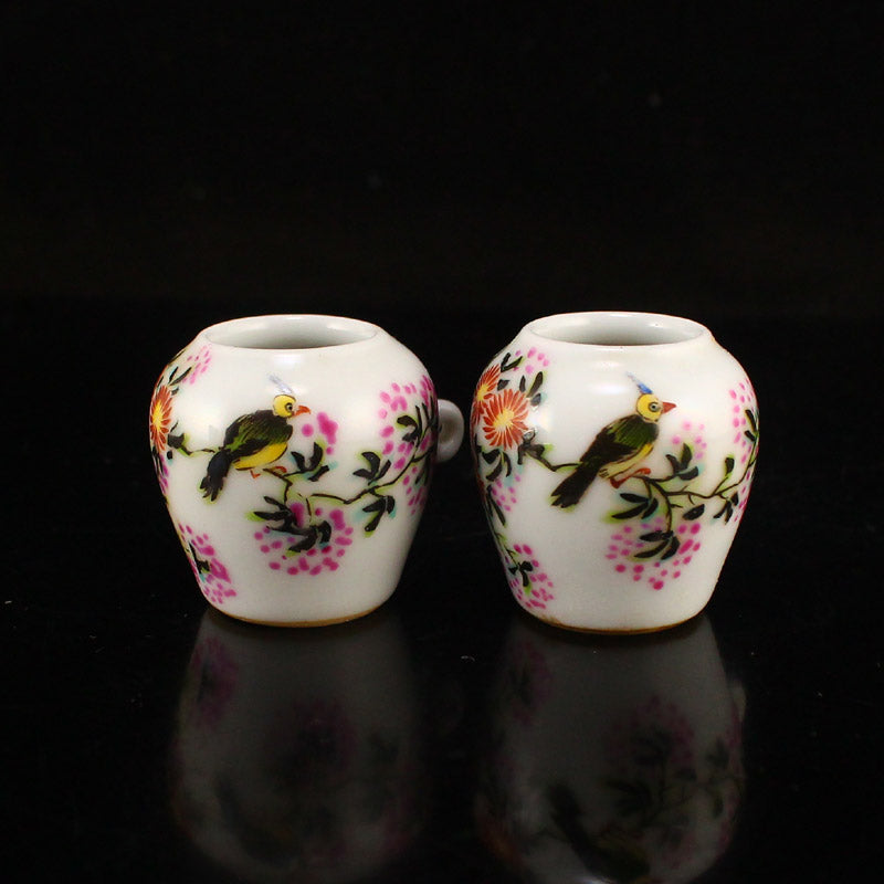 A Pair Chinese Famille Rose Porcelain Bird Feeder Jar