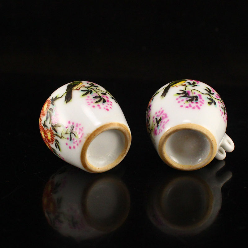 A Pair Chinese Famille Rose Porcelain Bird Feeder Jar