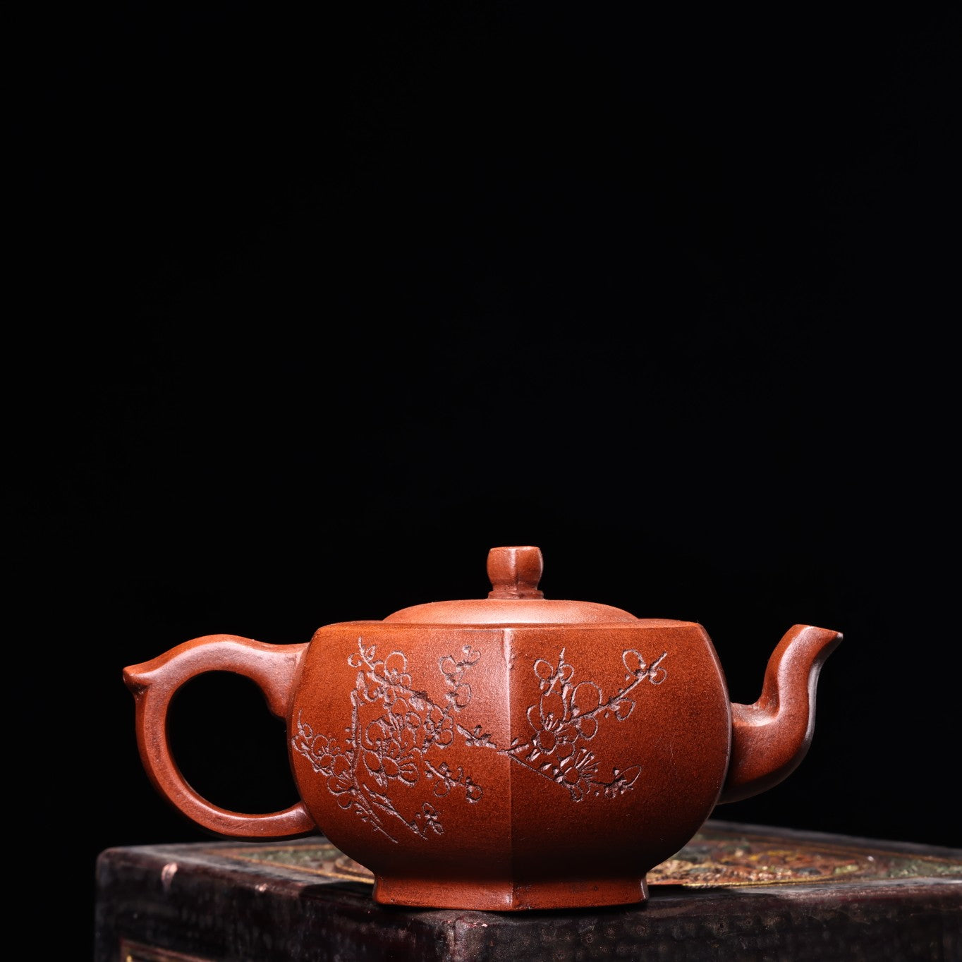 Chinese Yixing Zisha Clay Teapot w Lacquerware Box