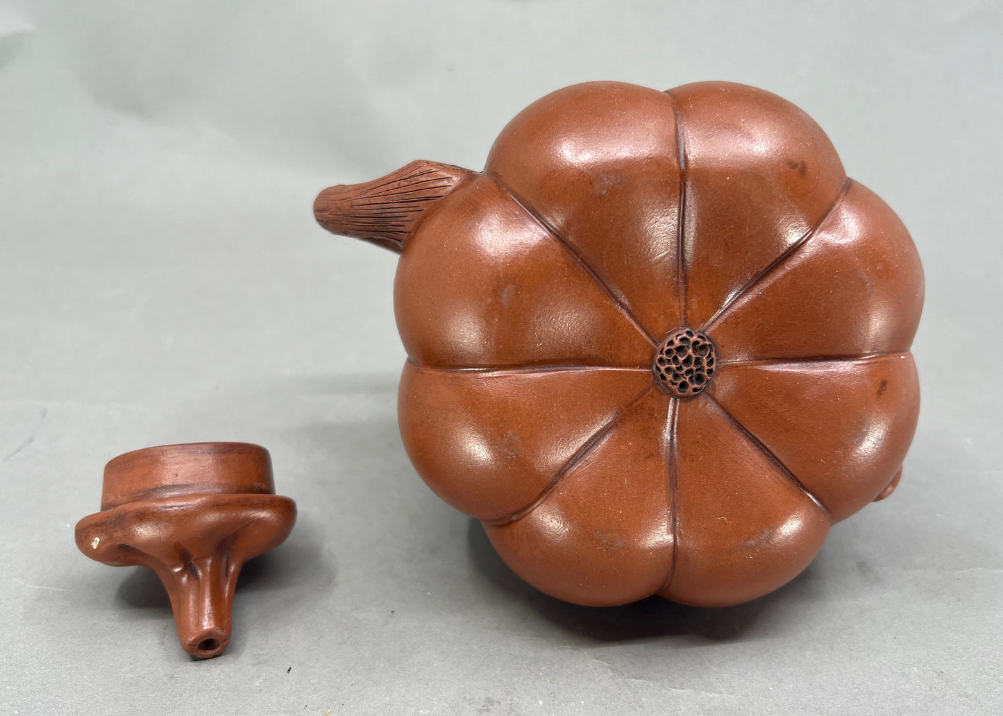 Chinese Yixing Zisha Clay Pumpkin Teapot w Artist Signed