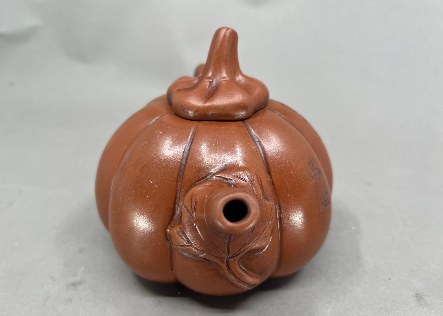 Chinese Yixing Zisha Clay Pumpkin Teapot w Artist Signed