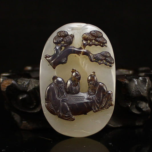 Chinese Agate Pendant - Playing Chess Old Men