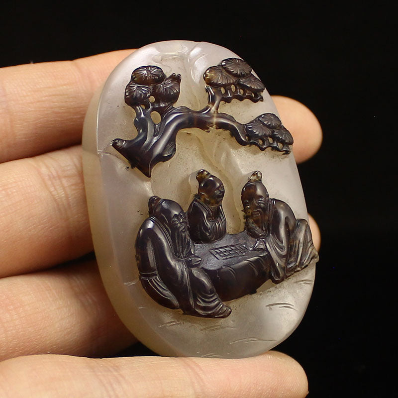 Chinese Agate Pendant - Playing Chess Old Men