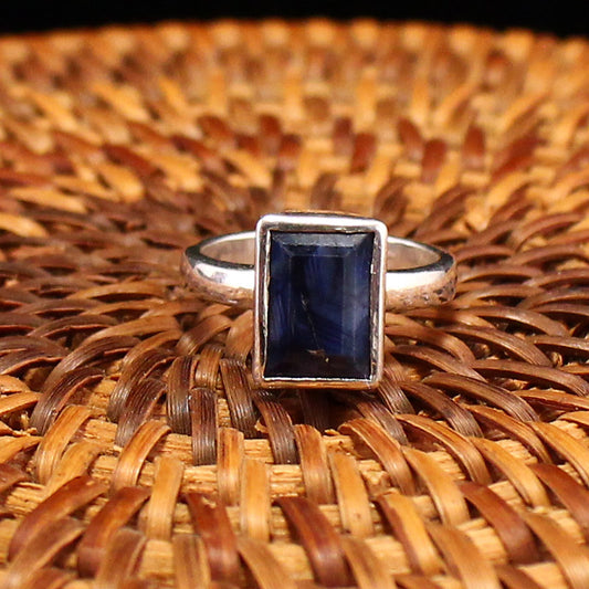 Beautiful Silver Inlay Blue Gem Ring