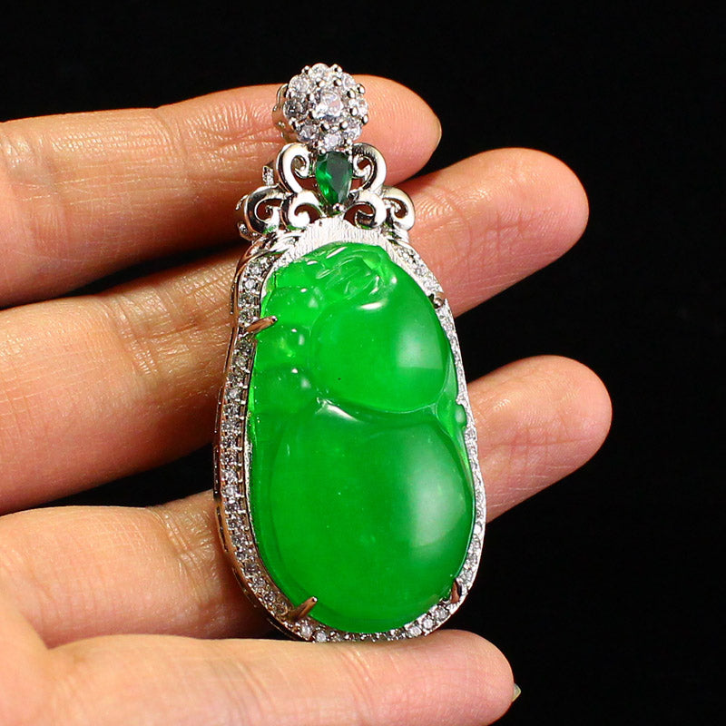 Beautiful Green Jade Gourd Shape Pendant