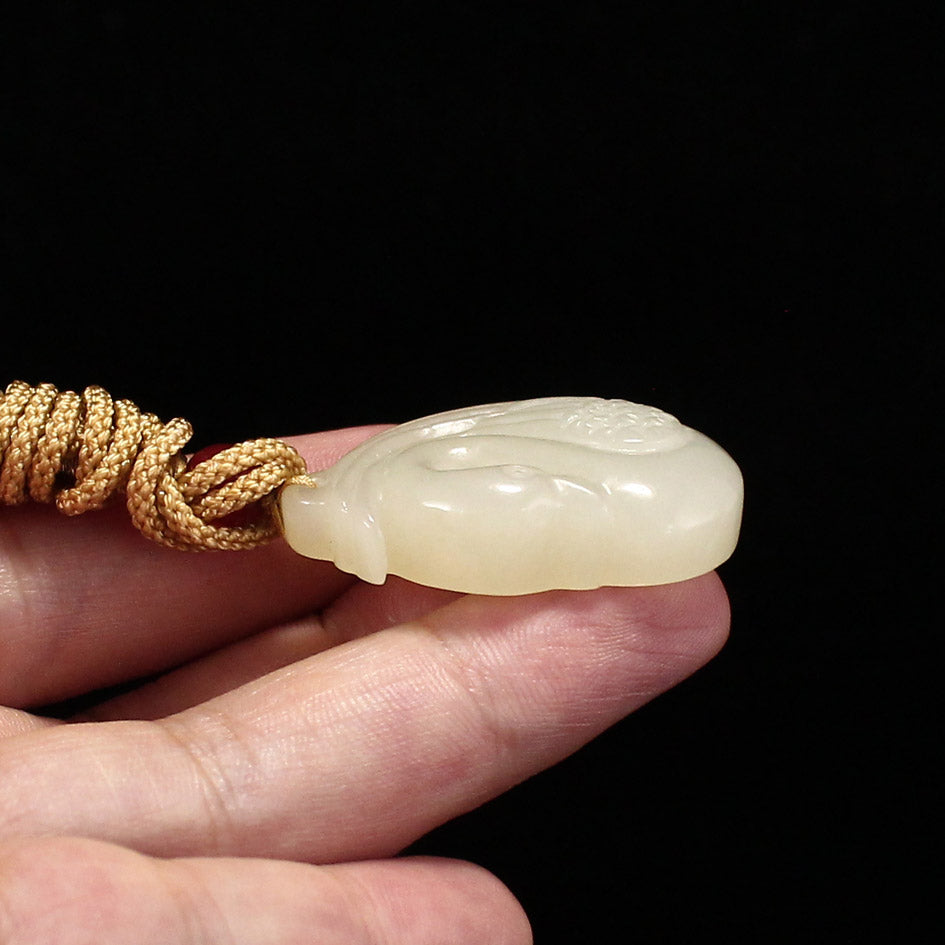 Chinese Natural Hetian Jade Carved Goose Pendant