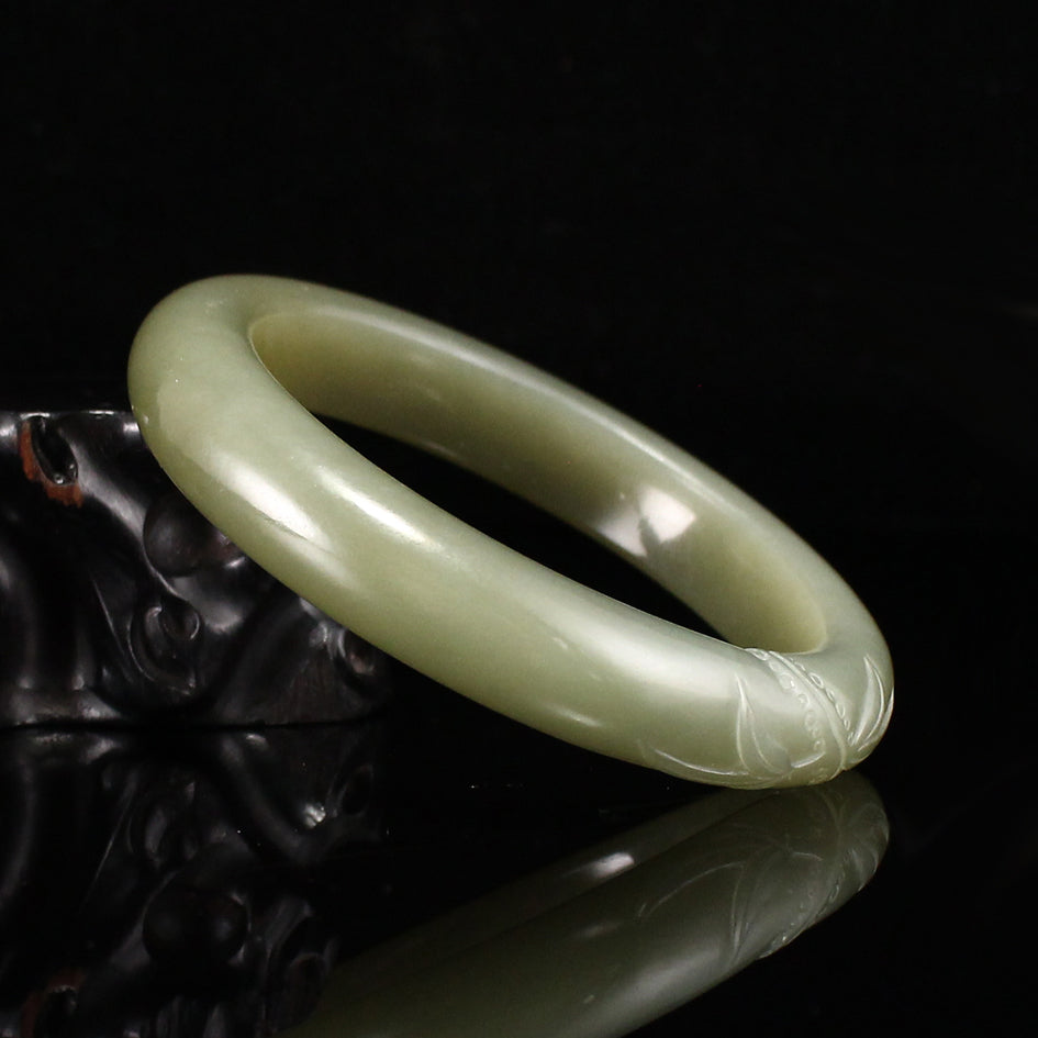 Inside Diameter 58.7MM Chinese Natural Green Hetian Jade Bracelet