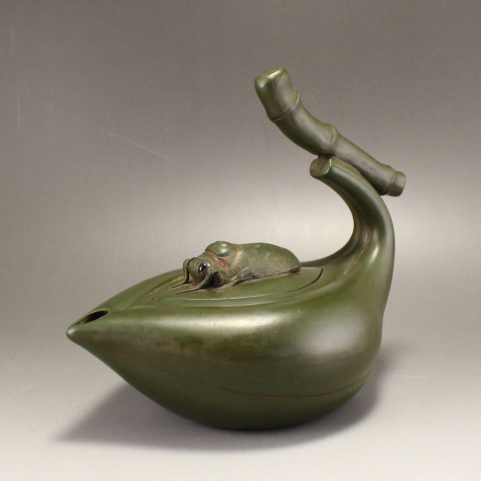 Old Green Yixing Zisha Clay Bamboo & Cicada Teapot w Artist Signed