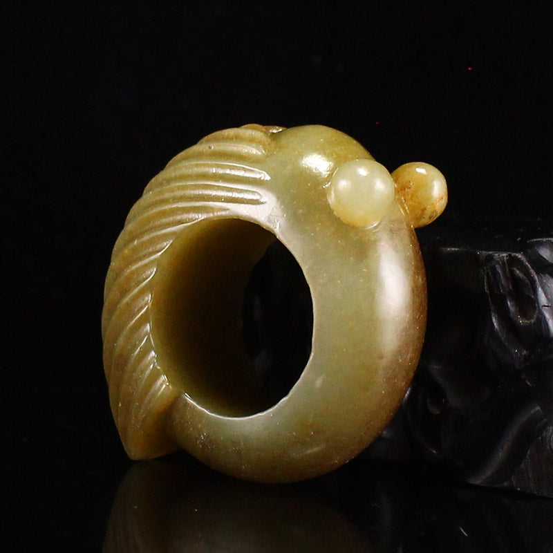 Old Jade Carved Cicada Thumb Ring