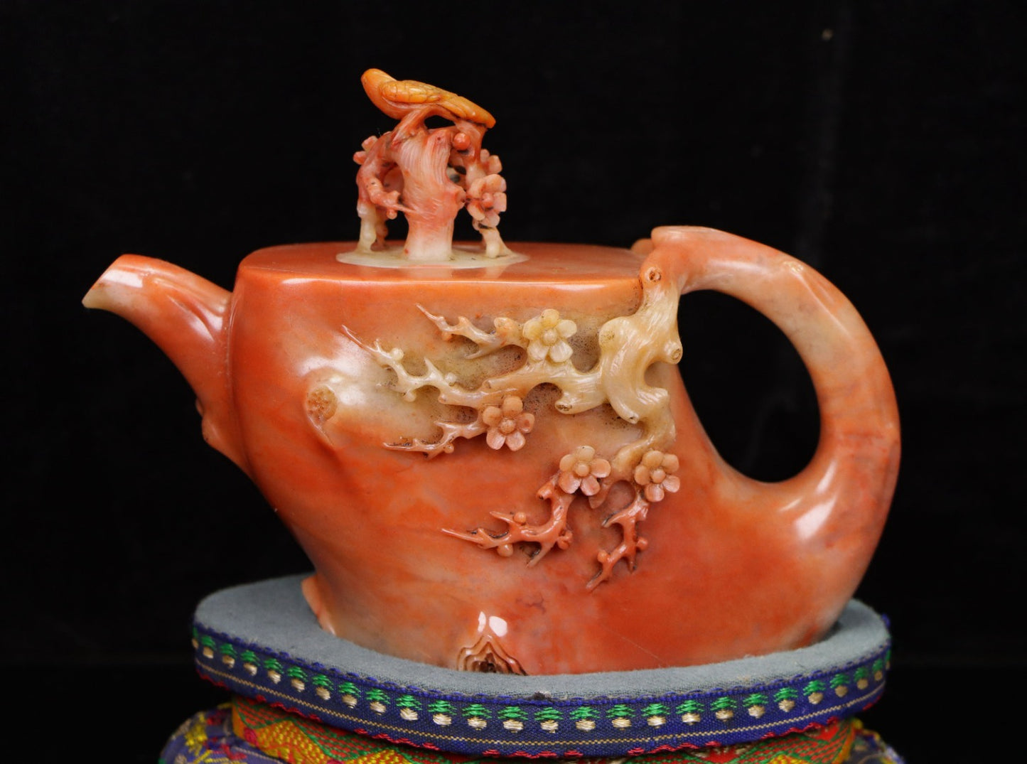 A0010 Vintage Chinese Shoushan Stone Carved Plum Flower & Bird Teapot w Box