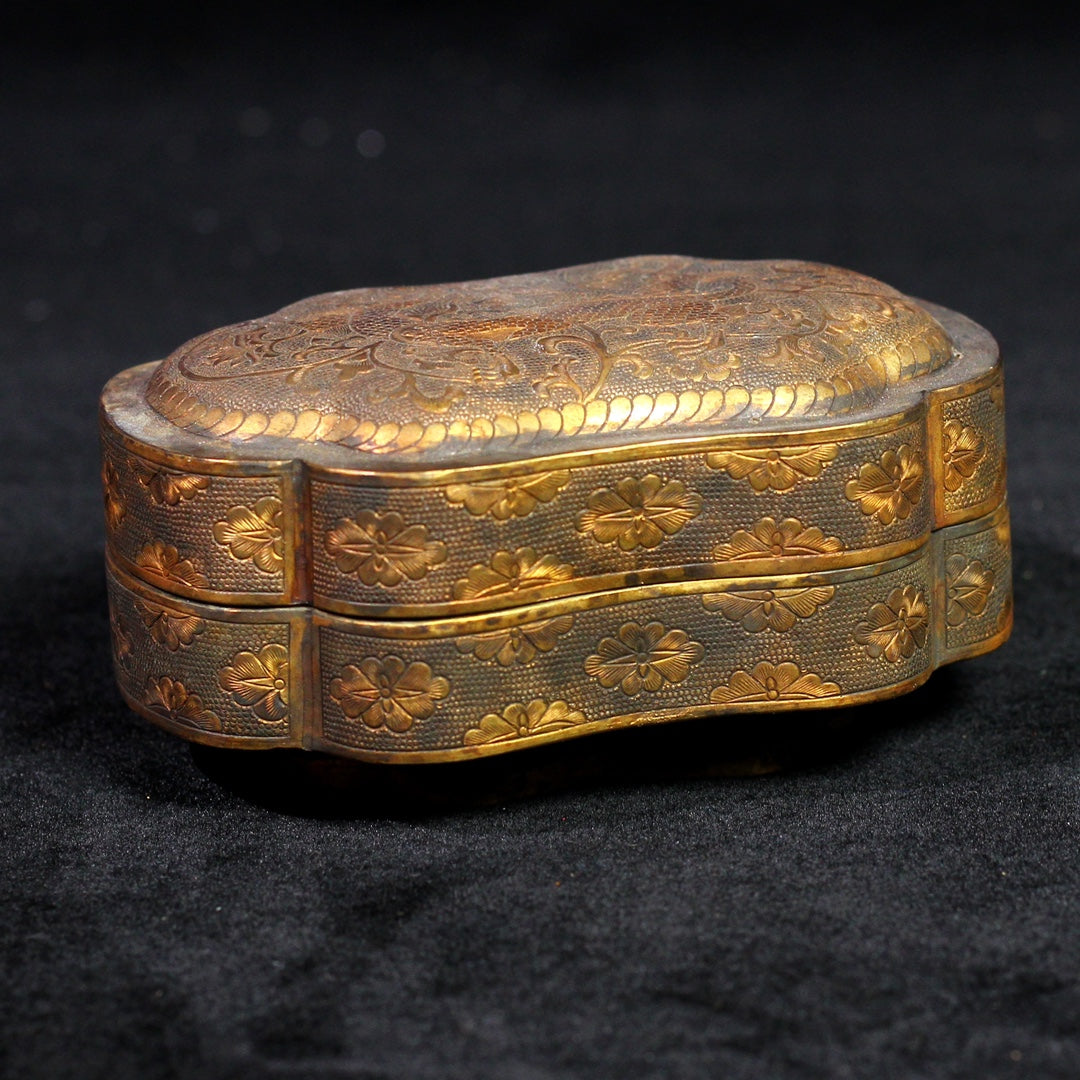 A0020 Vintage Chinese Gilt Gold Chi Dragon & Flower Design Jewellery Box