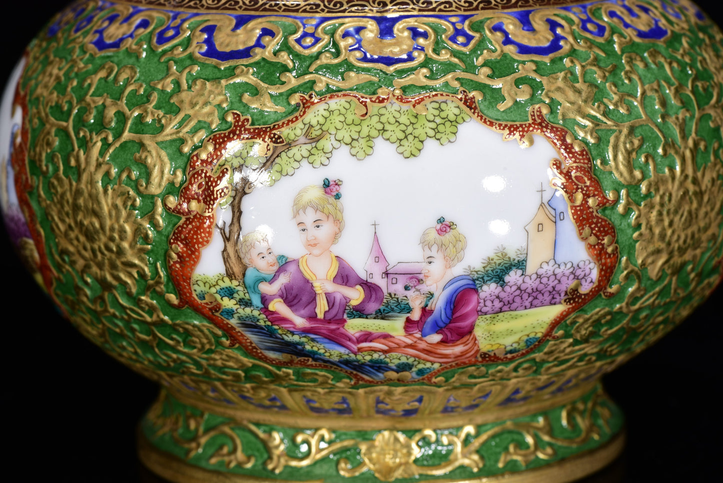 A0034 Chinese Gilt Gold Famille Rose Low Relief Flower & Figure Design Doulbe Ears Porcelain Pot