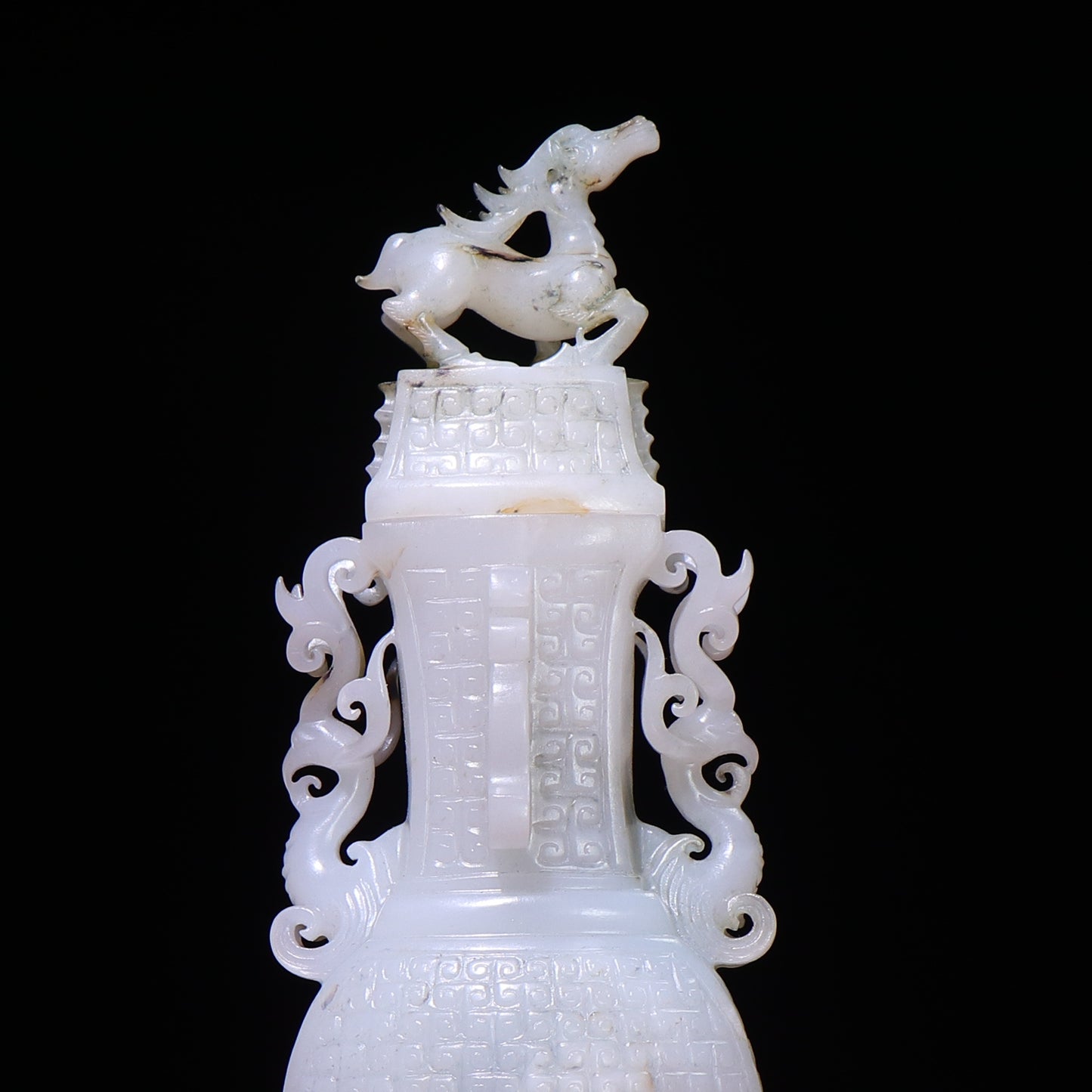 A0038 High Quality Vintage Chinese Hetian Jade High Relief Deer & Phoenix Doble Ears Bottle