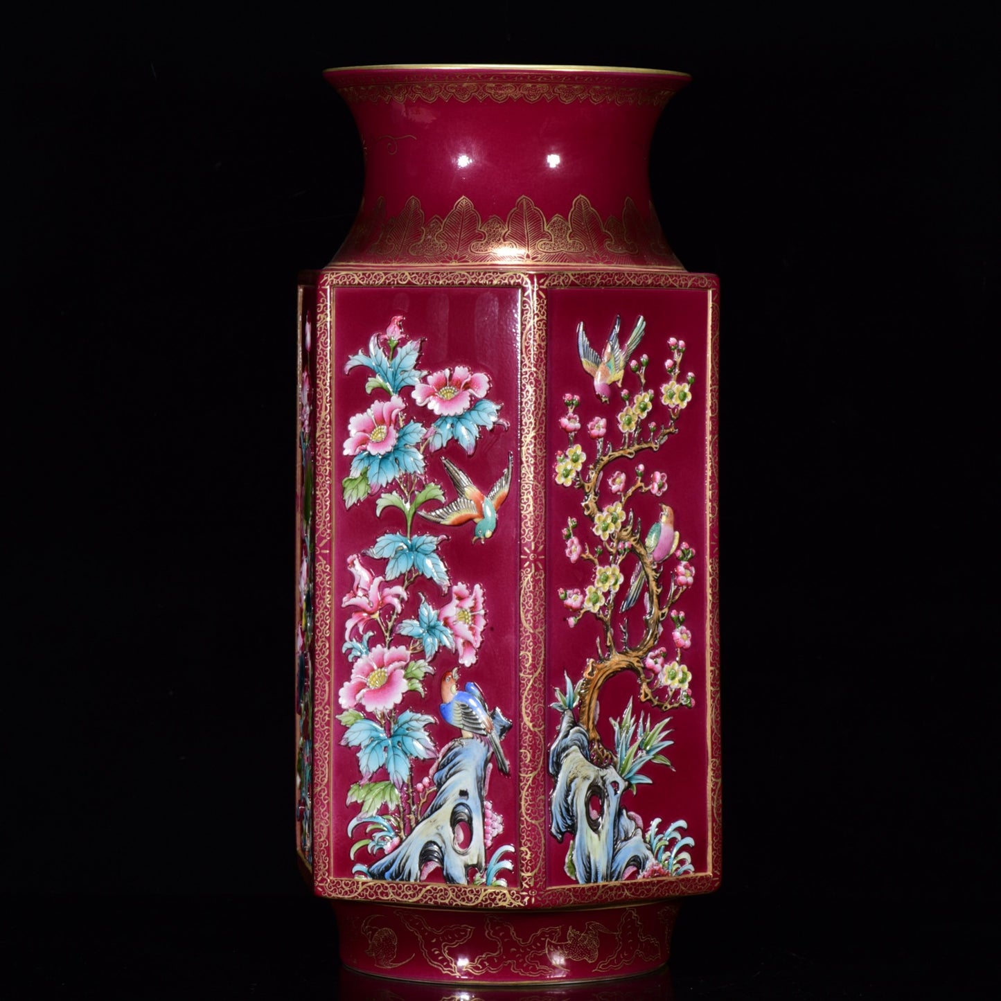 A0042 Chinese Gilt Gold Rouge Red Glaze & Famille Rose Low Relief Flower Bird Design Porcelain Vase