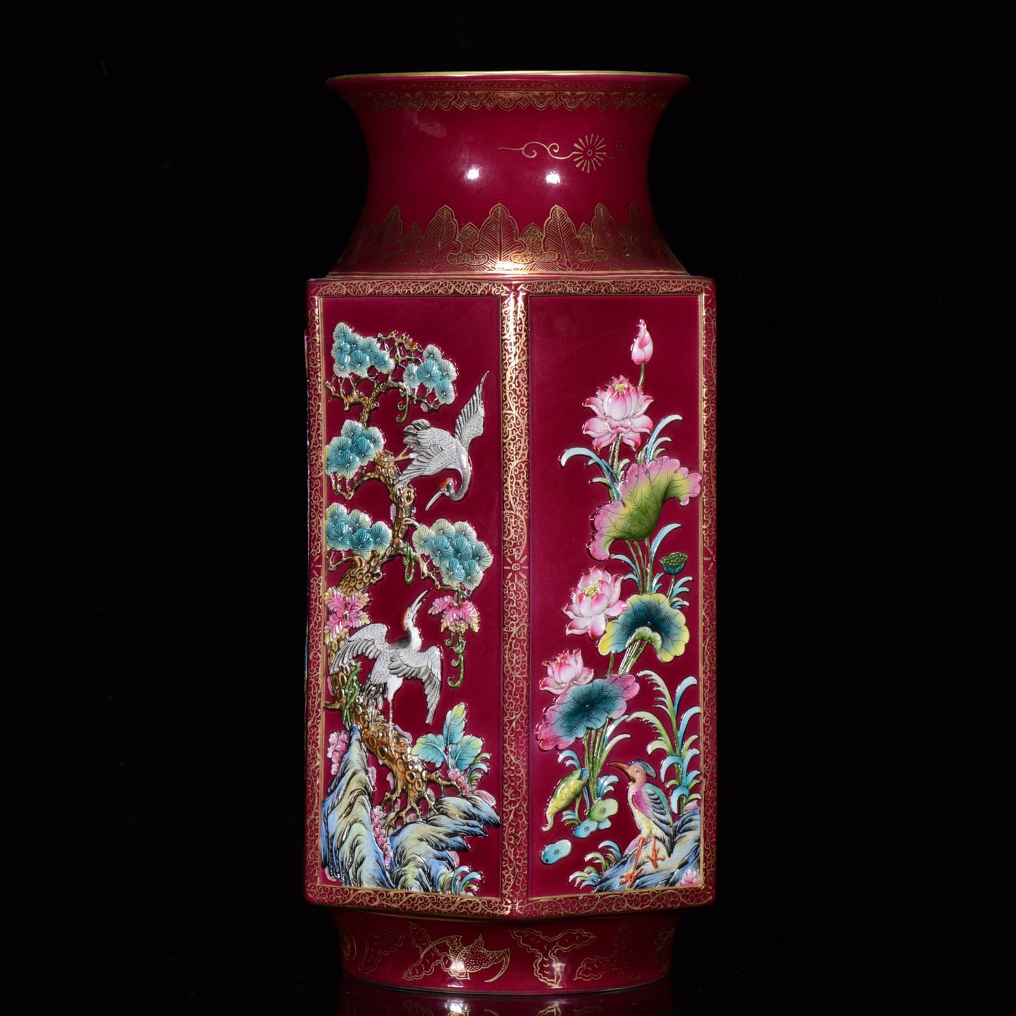 A0042 Chinese Gilt Gold Rouge Red Glaze & Famille Rose Low Relief Flower Bird Design Porcelain Vase