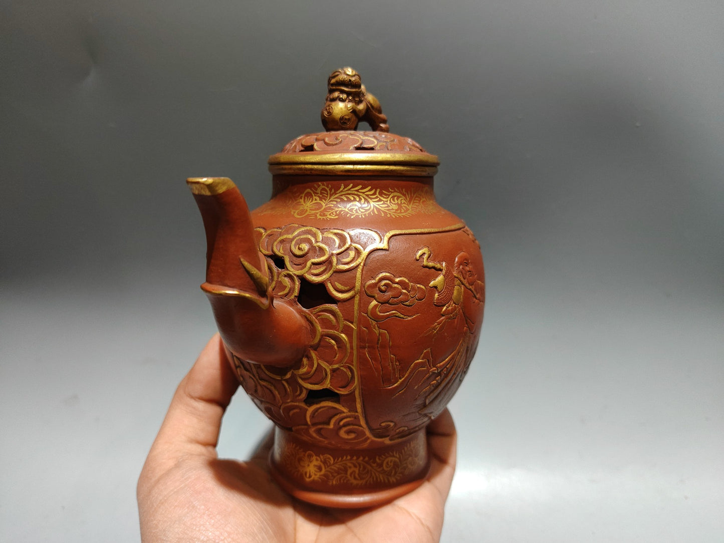 A0047 Vintage Openwork Chinese Gilt Gold Yixing Zisha Clay Arhat Design Teapot