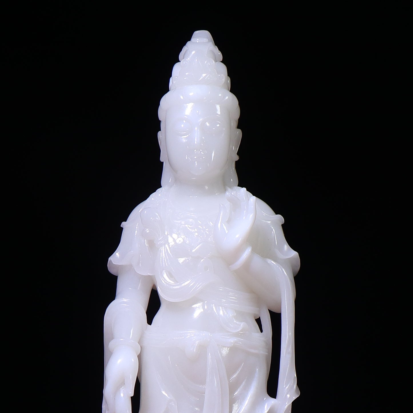 A0050 High Quality Chinese Qing Dynasty White Hetian Jade Carved Kwan-yin Statue