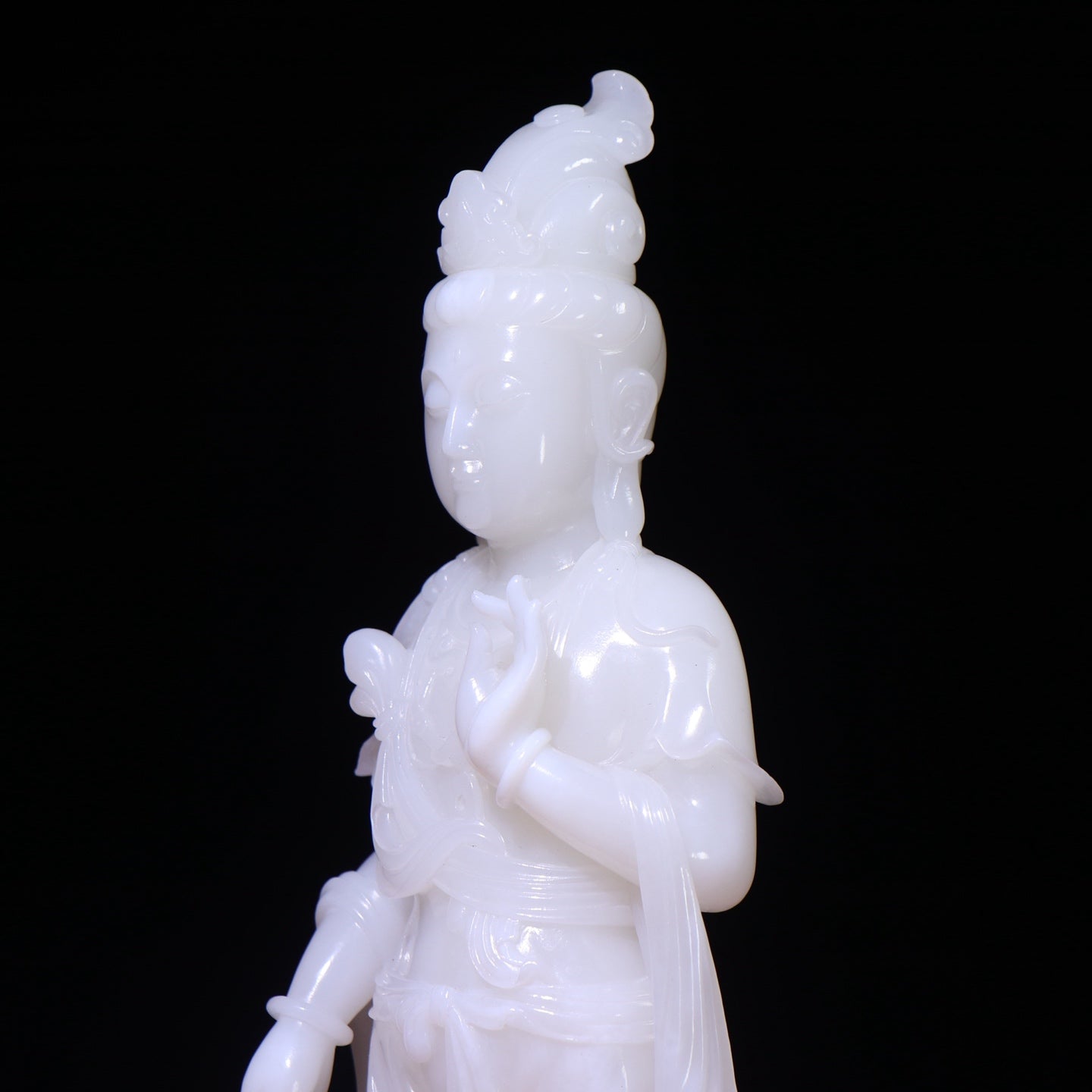 A0050 High Quality Chinese Qing Dynasty White Hetian Jade Carved Kwan-yin Statue