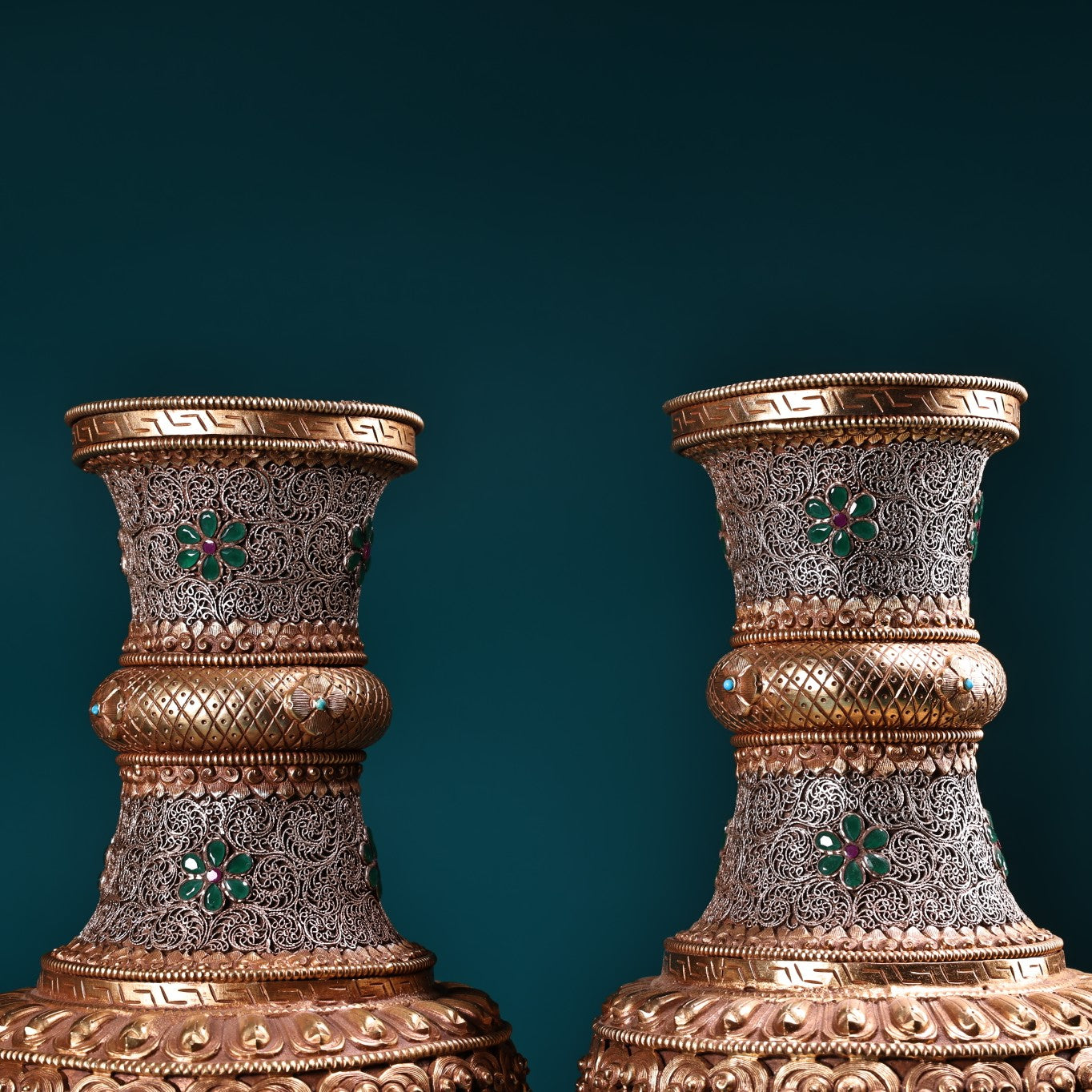 A0057 A Pair Tibetan Copper Inlay Gilt Gold Silver Wires & Gem Flower Design Vases