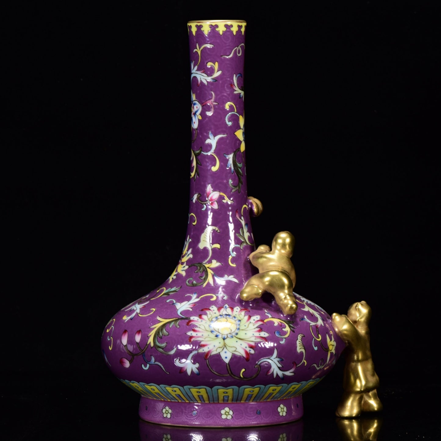 A0078 Chinese Gilt Gold Purple Glaze Famille Rose Flower Design High Relief Kid Porcelain Vase