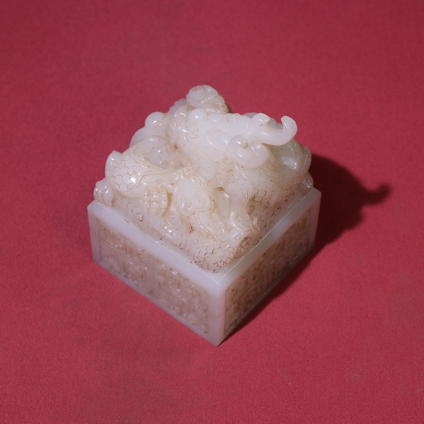 A0079 Vintage Chinese Qing Dynasty White Hetian Jade Carved Fortune Dragon Seal