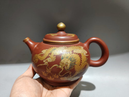 A0081 Chinese Gilt Gold Yixing Zisha Clay Dragon Phoenix Design Teapot w Artist Signed