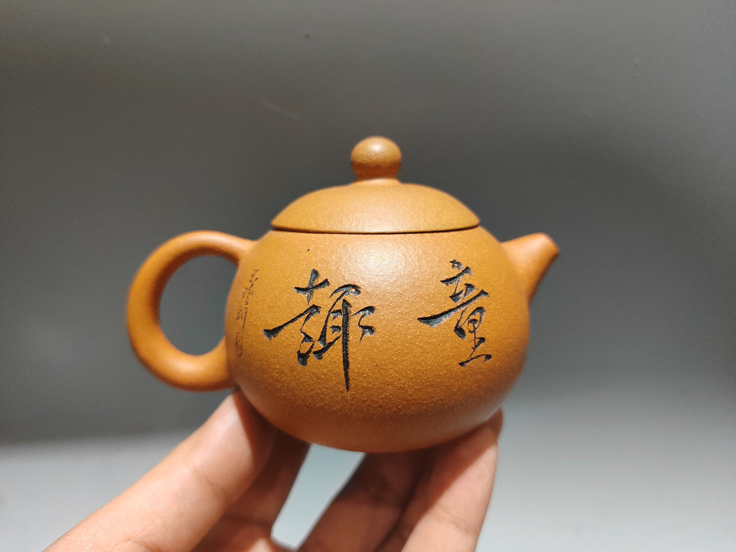 A0091 Chinese Yellow Yixing Zisha Clay Kid Design Teapot w Artist Signed