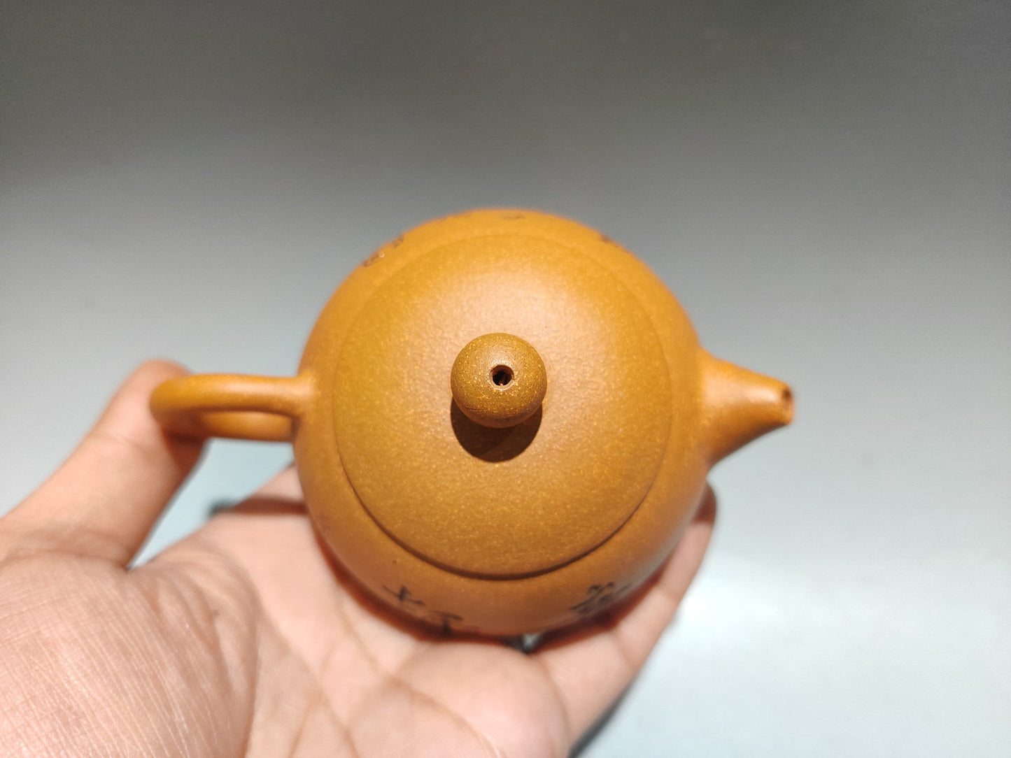 A0091 Chinese Yellow Yixing Zisha Clay Kid Design Teapot w Artist Signed