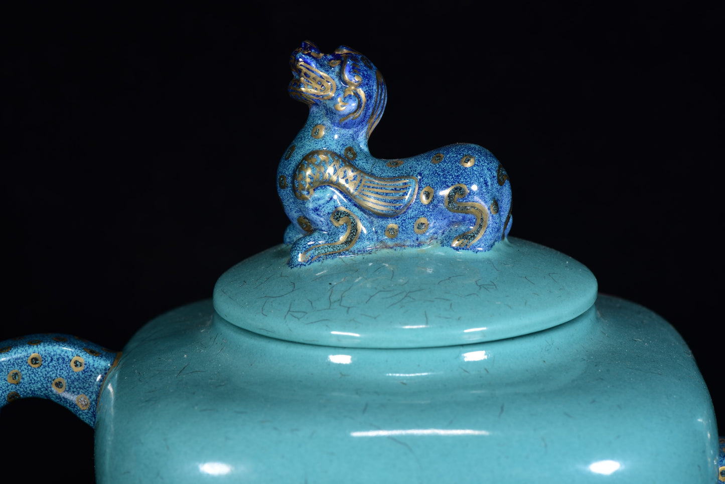 A0095 Chinese Gilt Gold Turquoise Glaze Beast Porcelain Teapot