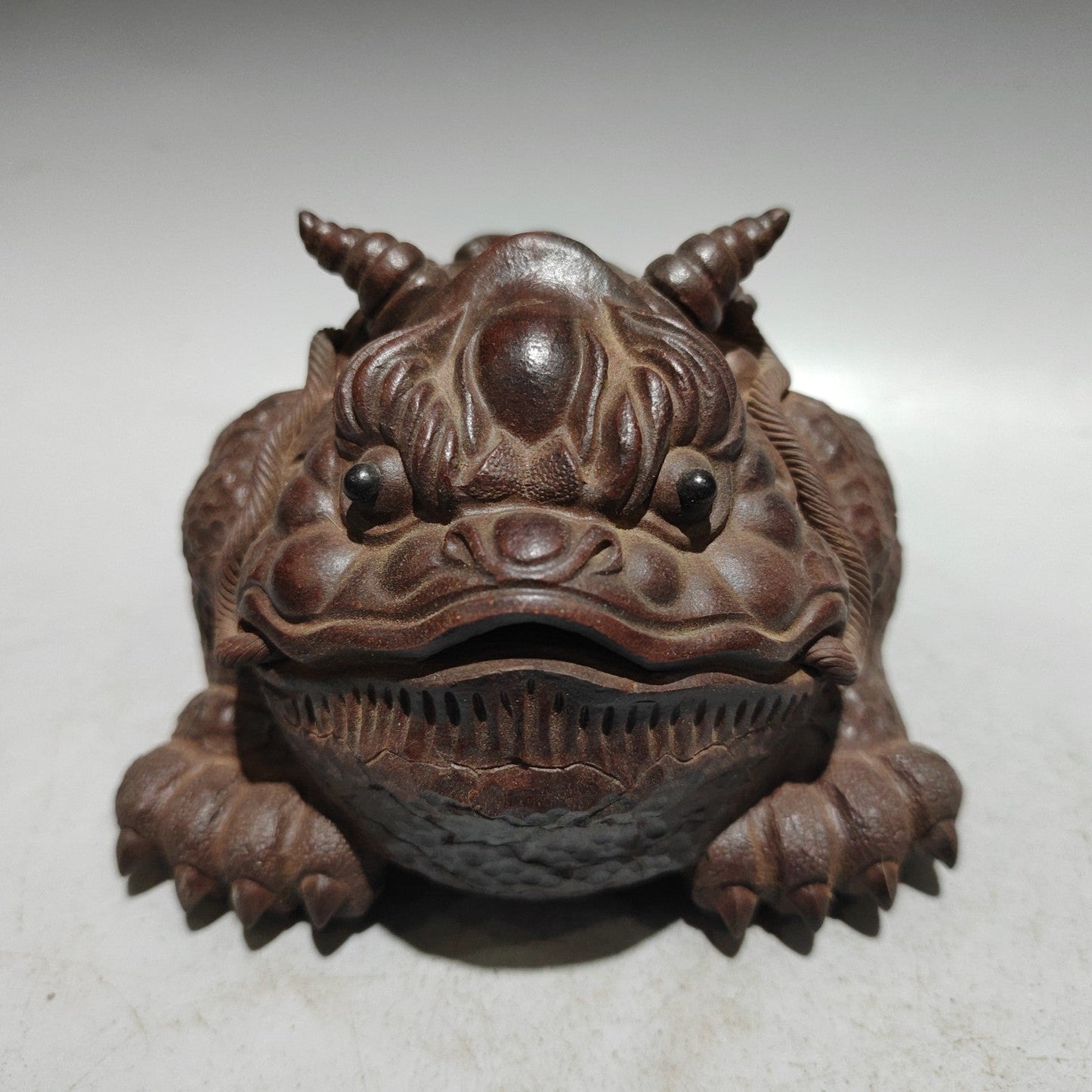 A0101 Old Chinese Yixing Zisha Clay Fortune Toad Statue