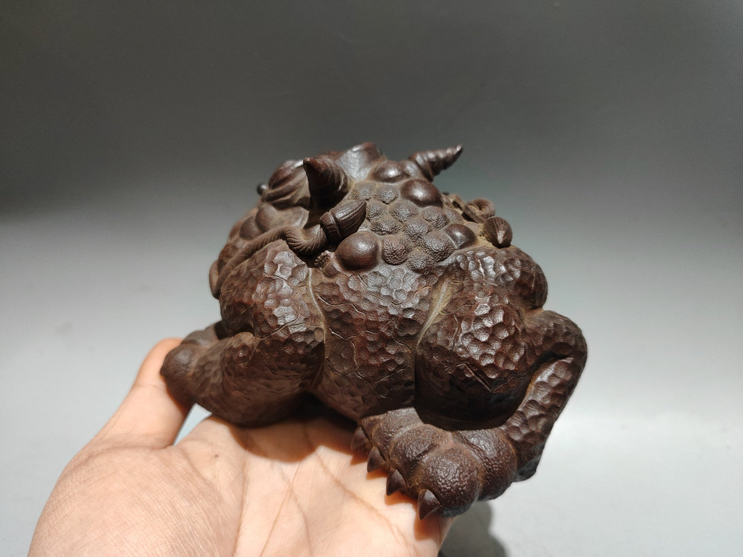 A0101 Old Chinese Yixing Zisha Clay Fortune Toad Statue