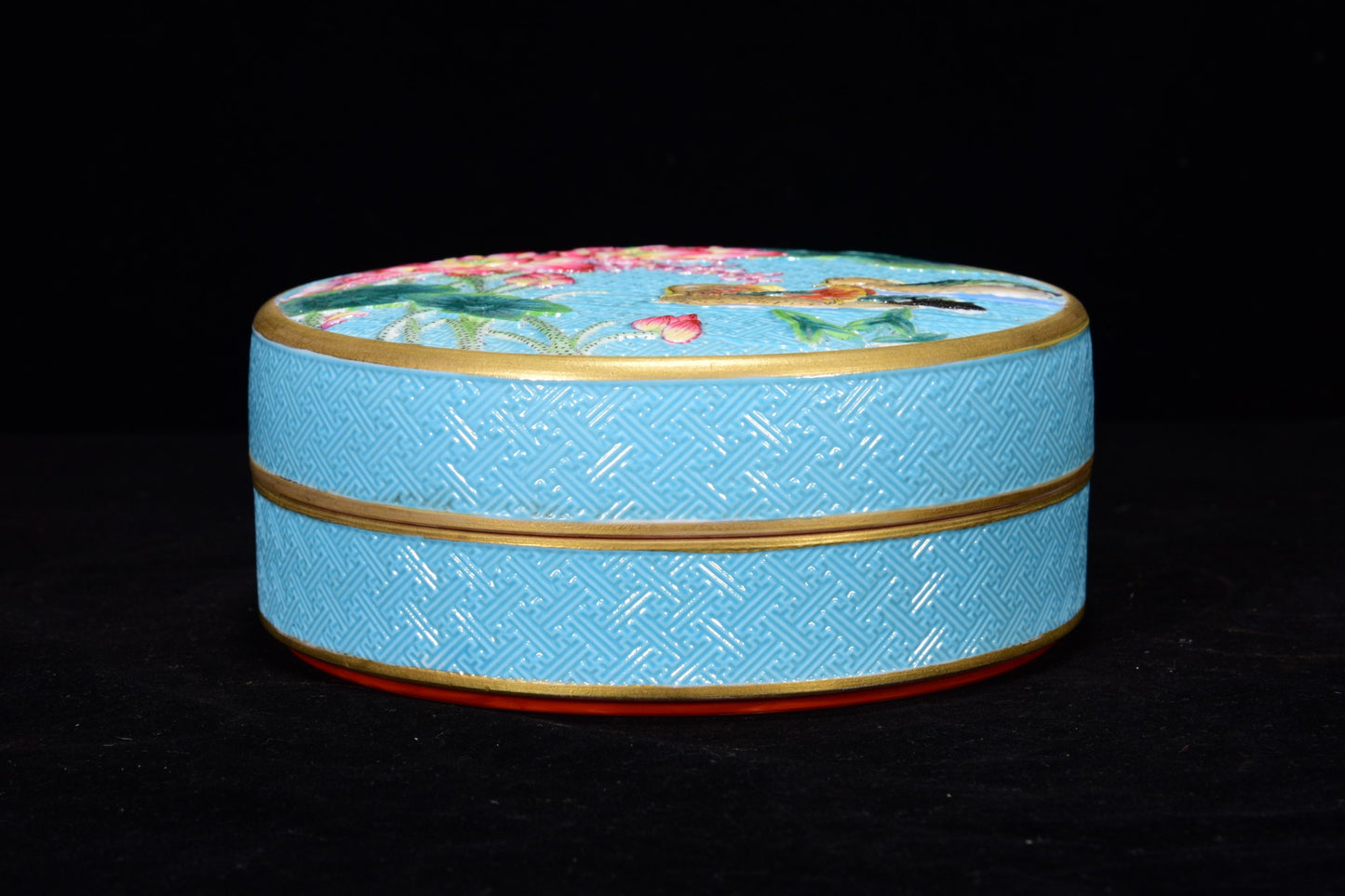 A0108 Chinese Gilt Gold Blue Glaze Famille Rose Lotus Flower & Mandarin Duck Design Porcelain Box