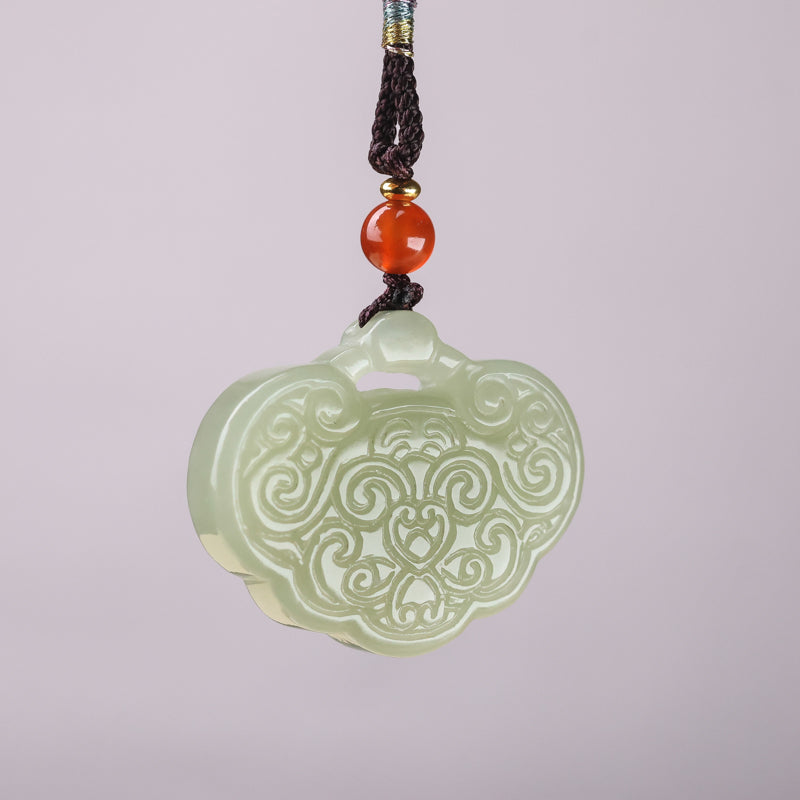 A0121 Chinese Natural Hetian Jade Carved Ruyi Pendant