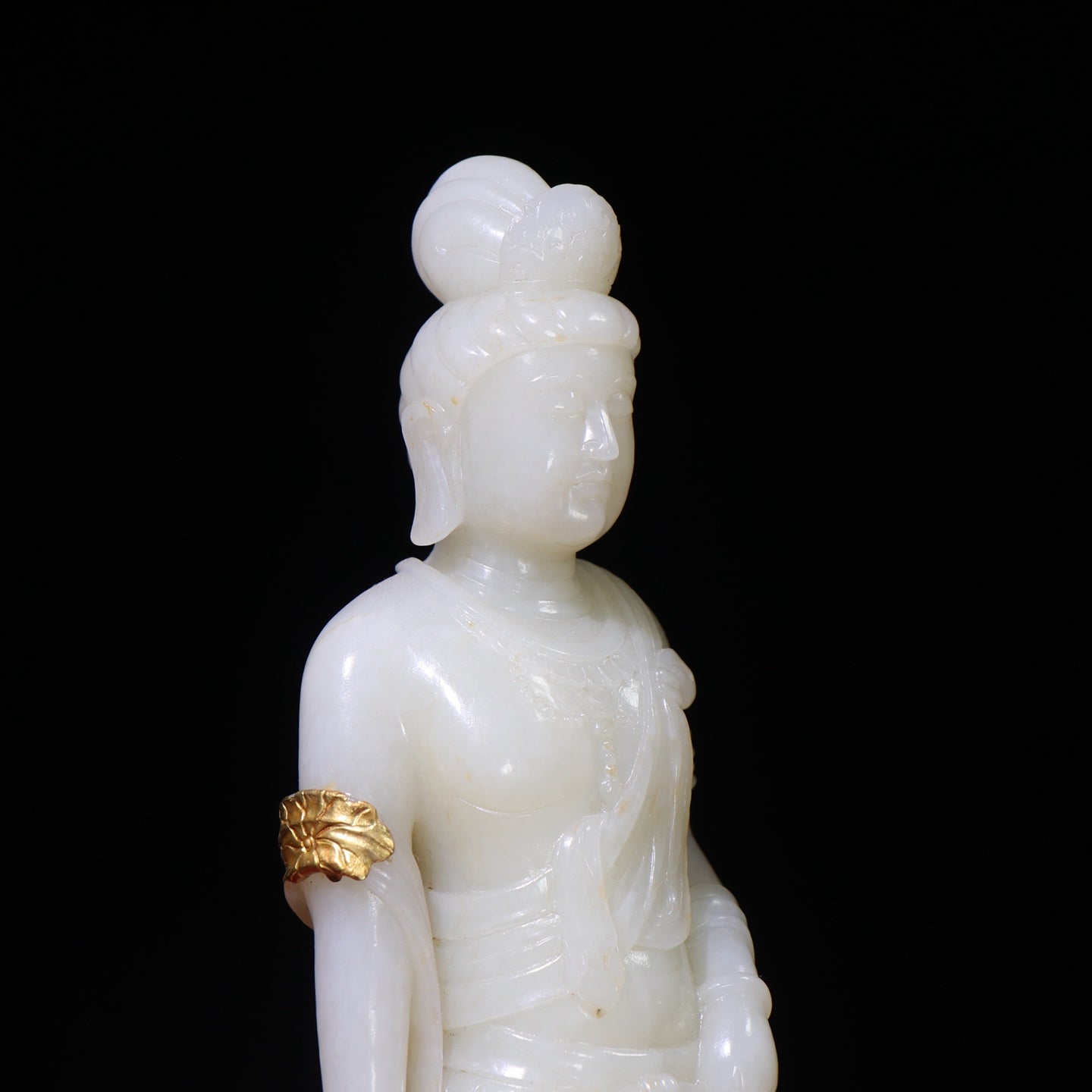 A0139 High Quality Chinese Gilt Gold Inlay White Hetian Jade Kwan-yin Statue