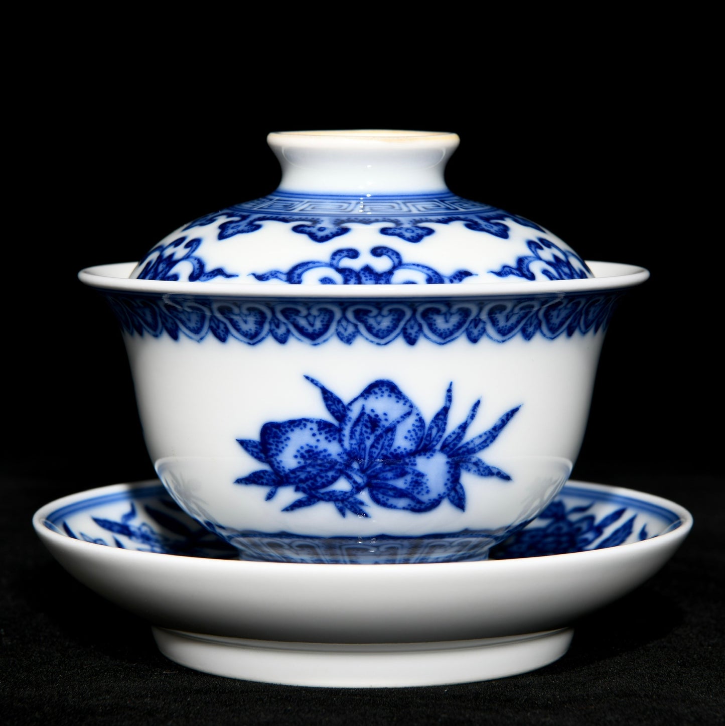 A0140 Chinese Blue And White Porcelain Peach & Litchi,Chayote Design Tea Bowl