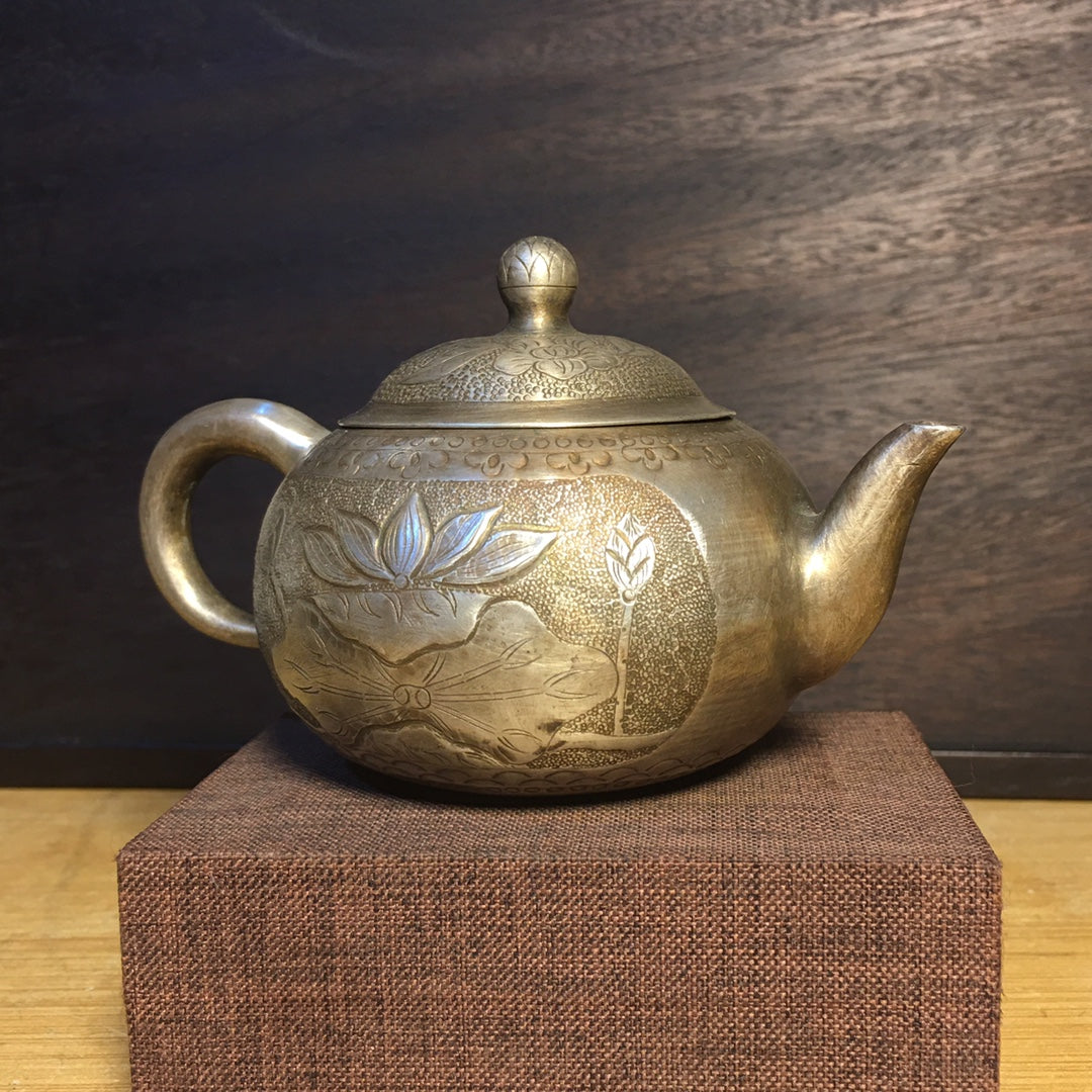 A0147 Vintage Chinese Pure Silver Flower Design Teapot