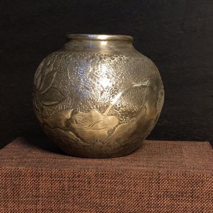 A0148 Old Chinese Pure Silver Lotus Flower Design Pot