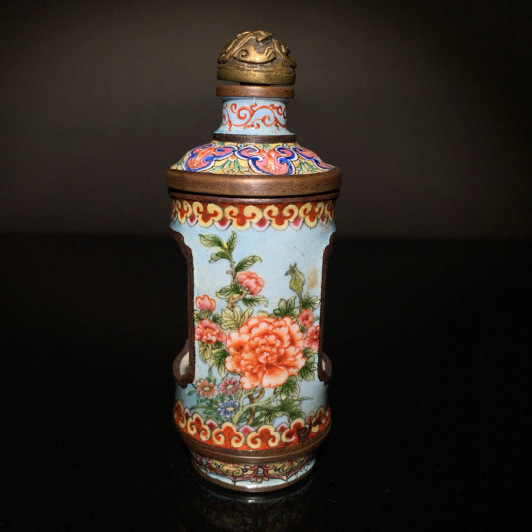 A0150 Vintage Chinese Bronze Enamel Figure & Flower Design Snuff Bottle