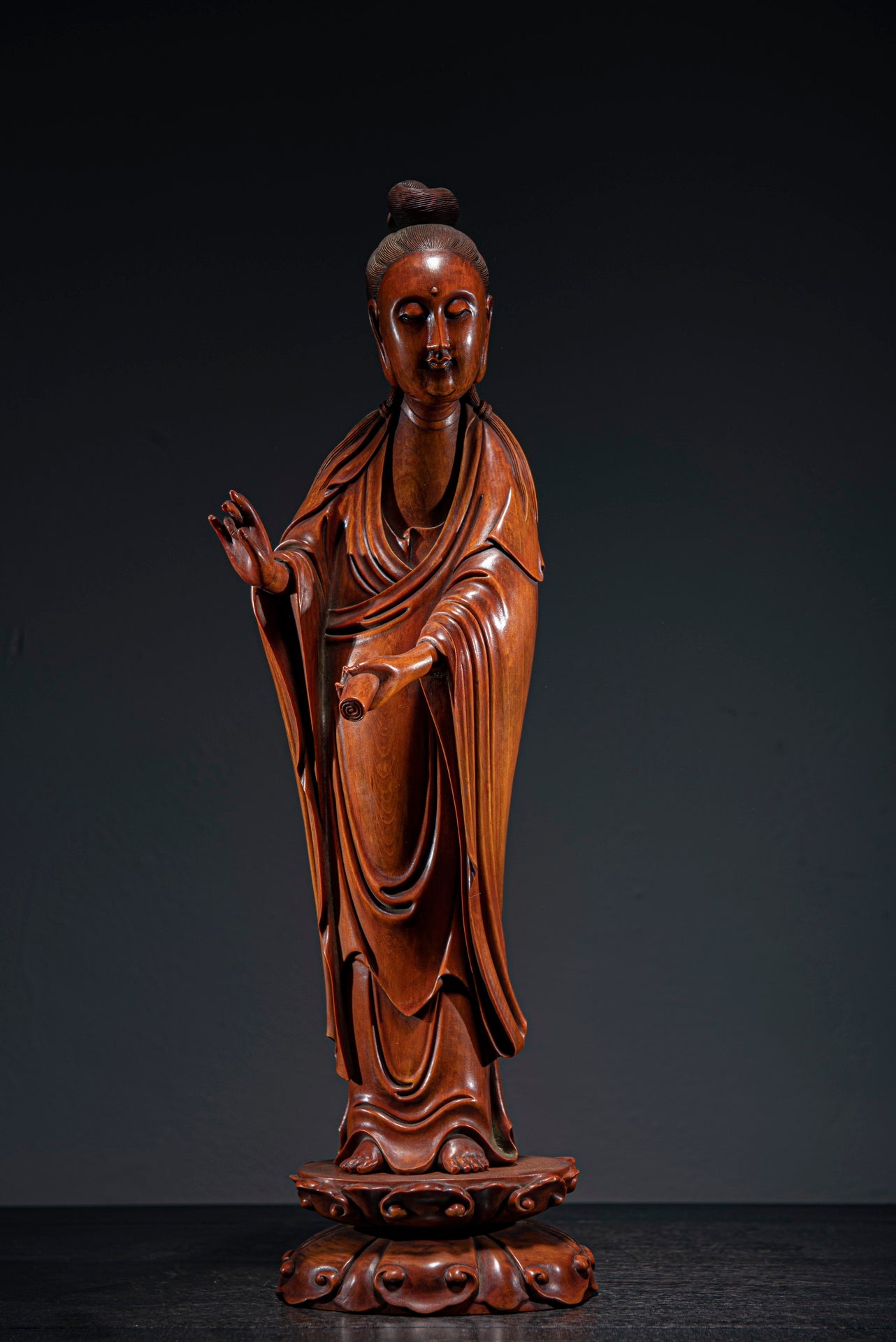 A0154 Old Chinese Boxwood Wood Carved Kwan-yin Statue