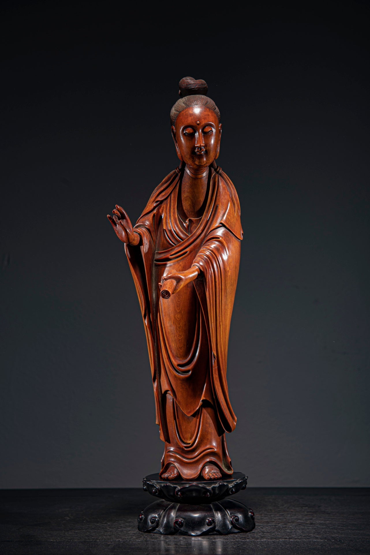 A0154 Old Chinese Boxwood Wood Carved Kwan-yin Statue