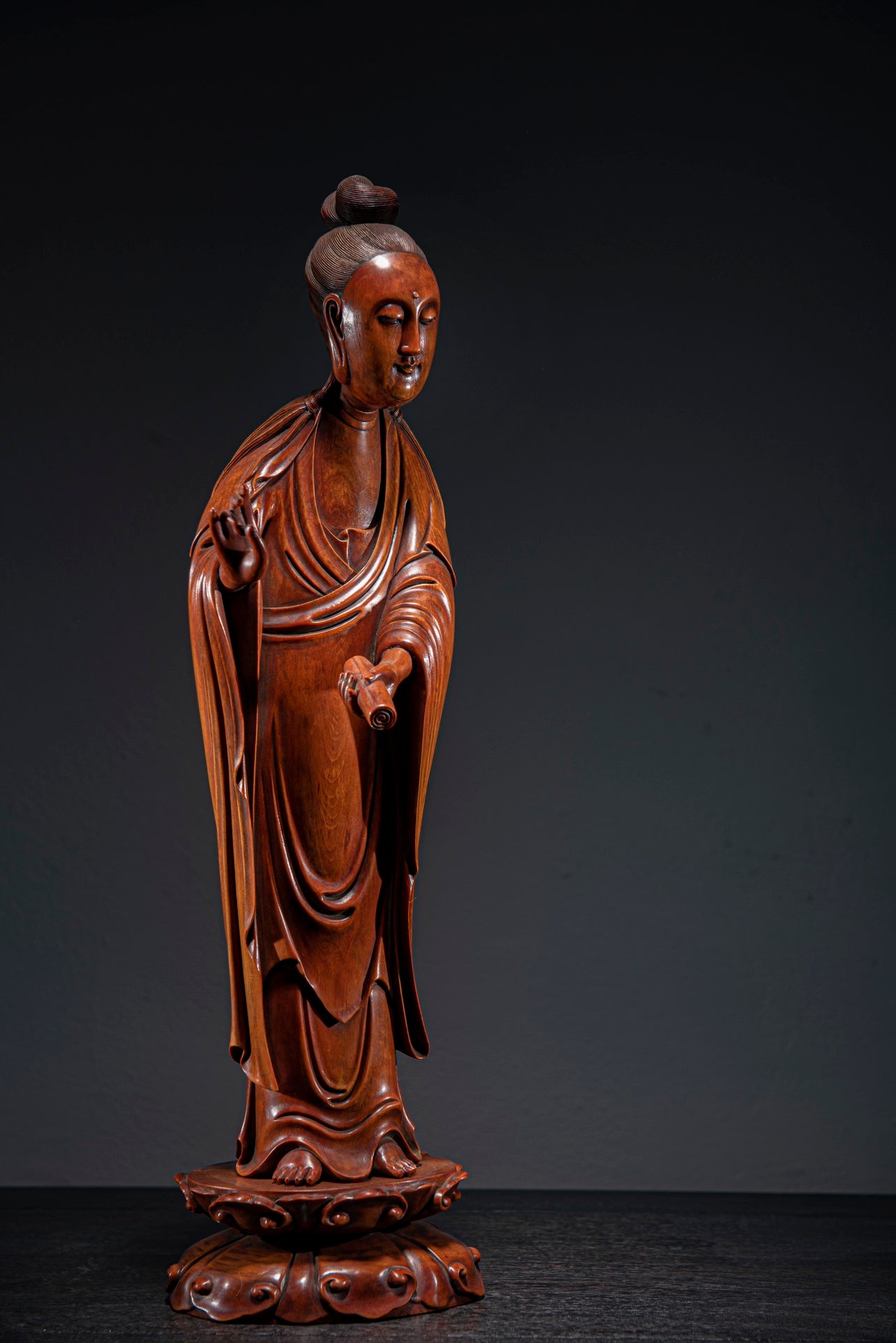 A0154 Old Chinese Boxwood Wood Carved Kwan-yin Statue