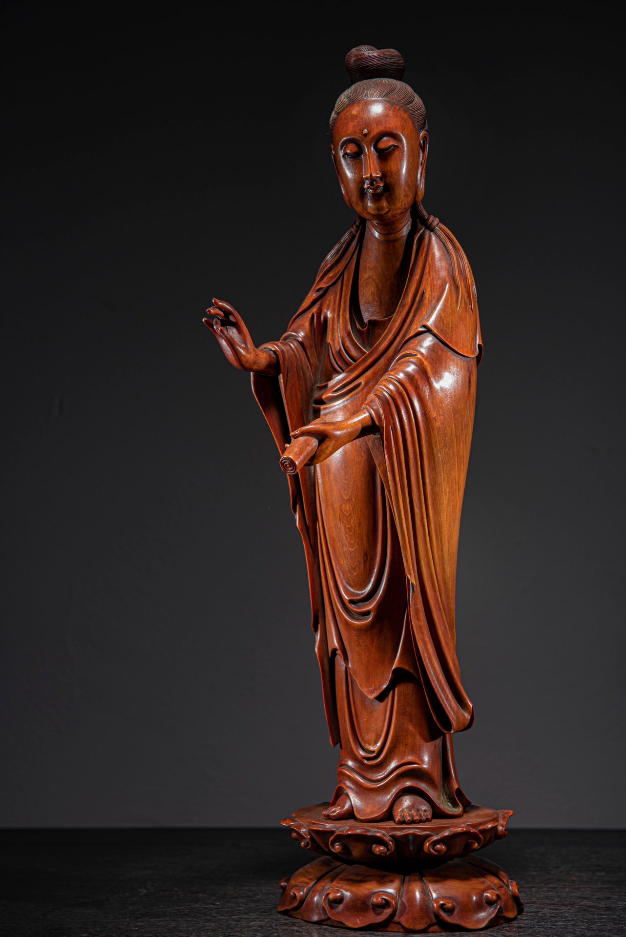 A0154 Old Chinese Boxwood Wood Carved Kwan-yin Statue