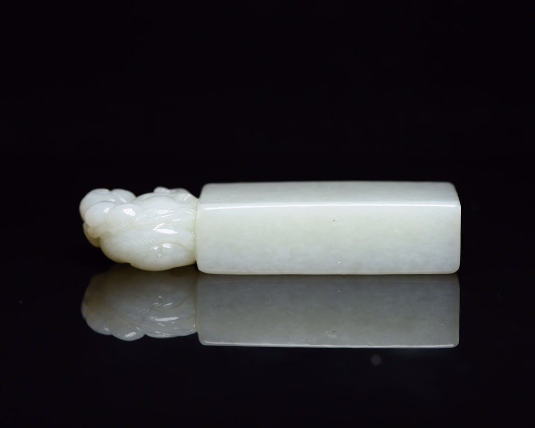 A0158 Chinese Natural White Hetian Jade Carved Monkey & Peach Seal