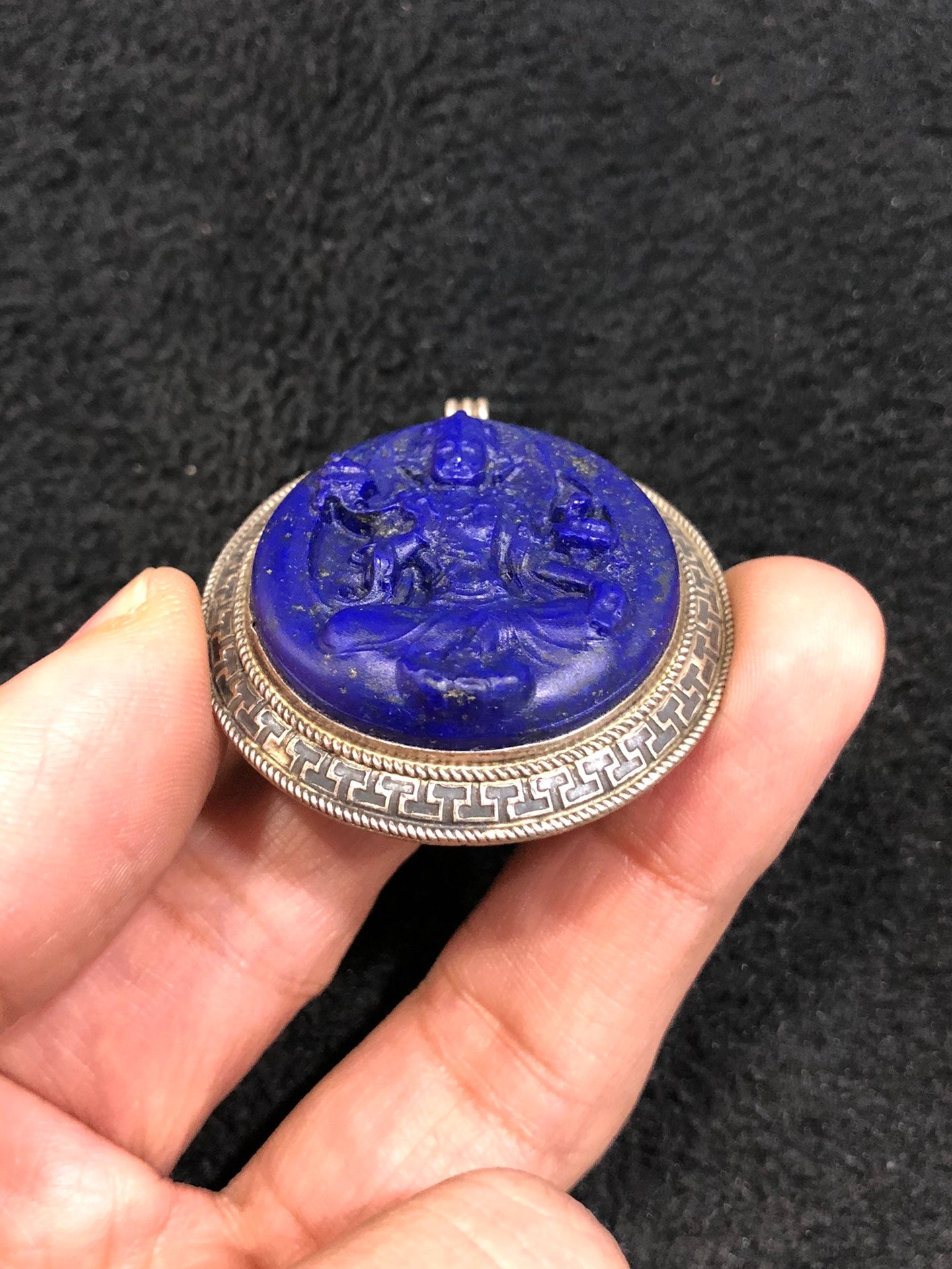 A0164 Old Chinese Pure Silver Inlay Gem & Lapis Lazuli Kwan-yin Pendant