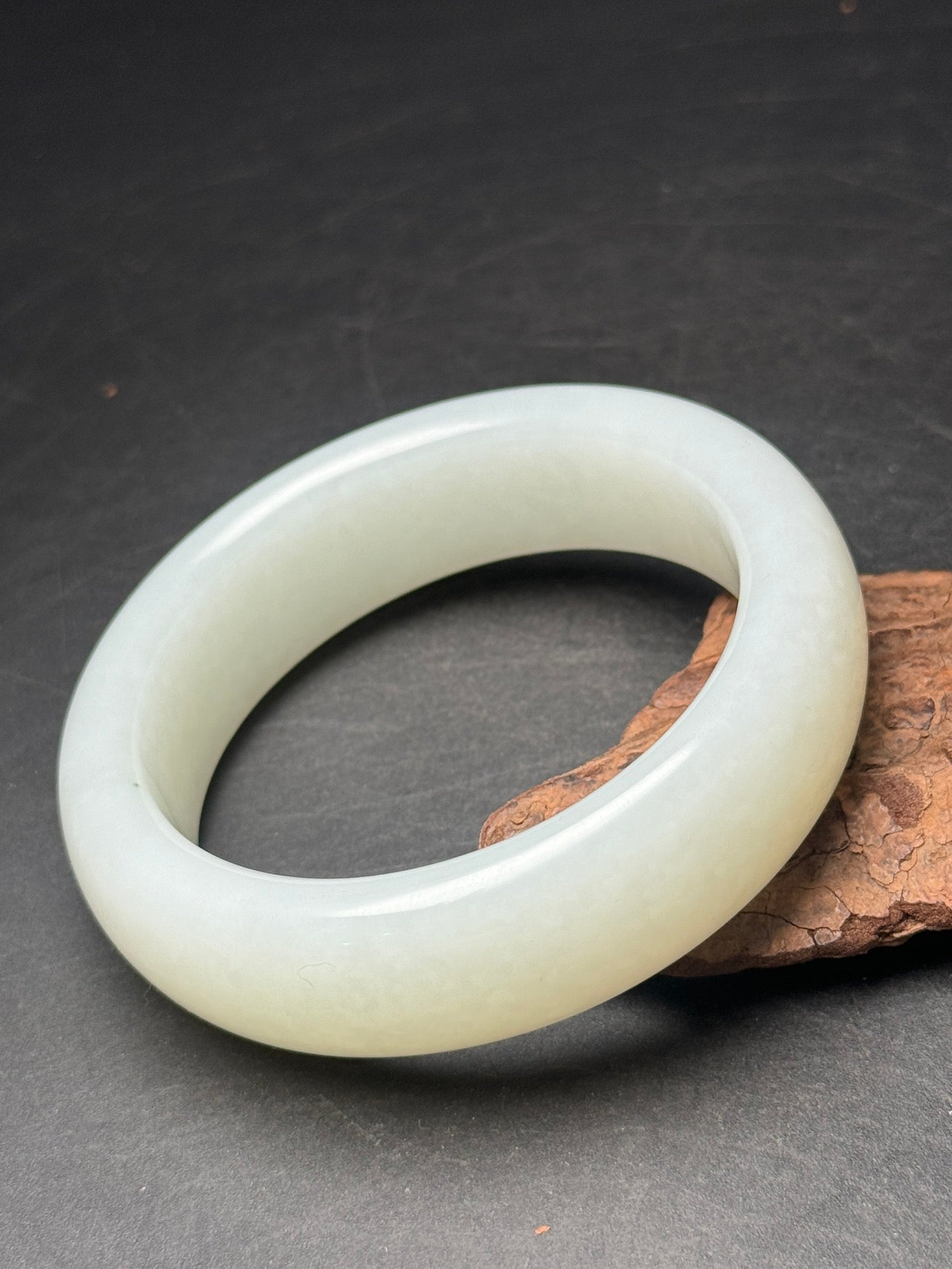 A0166 Superb Inside Diameter 58MM Chinese Natural Hetian Jade Bracelet